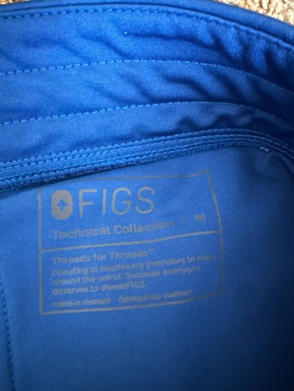 Figs Royal Blue Scrub Set Medium - Picture 4 of 12